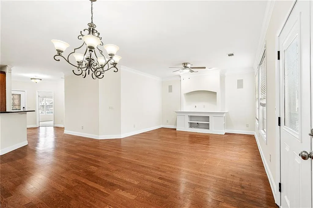 91 Saint Martin Drive, Atlanta GA