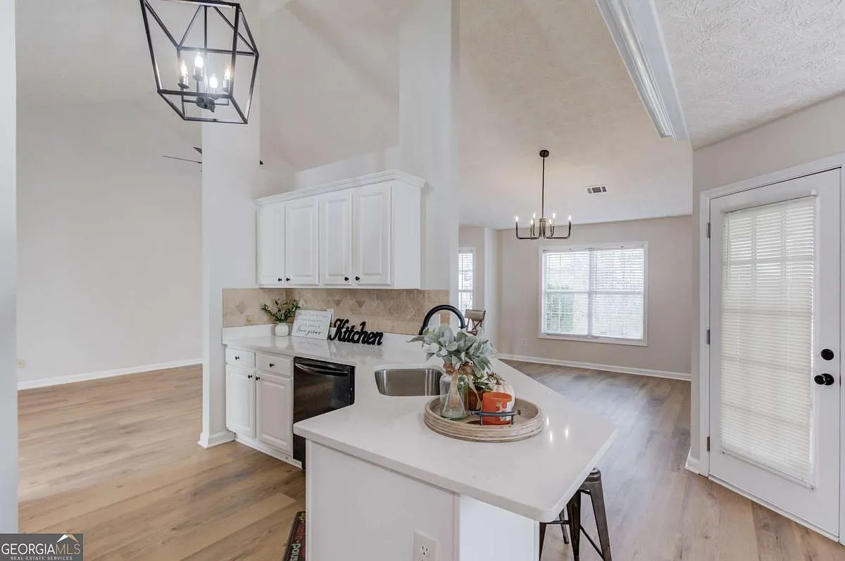 Kitchen After 2