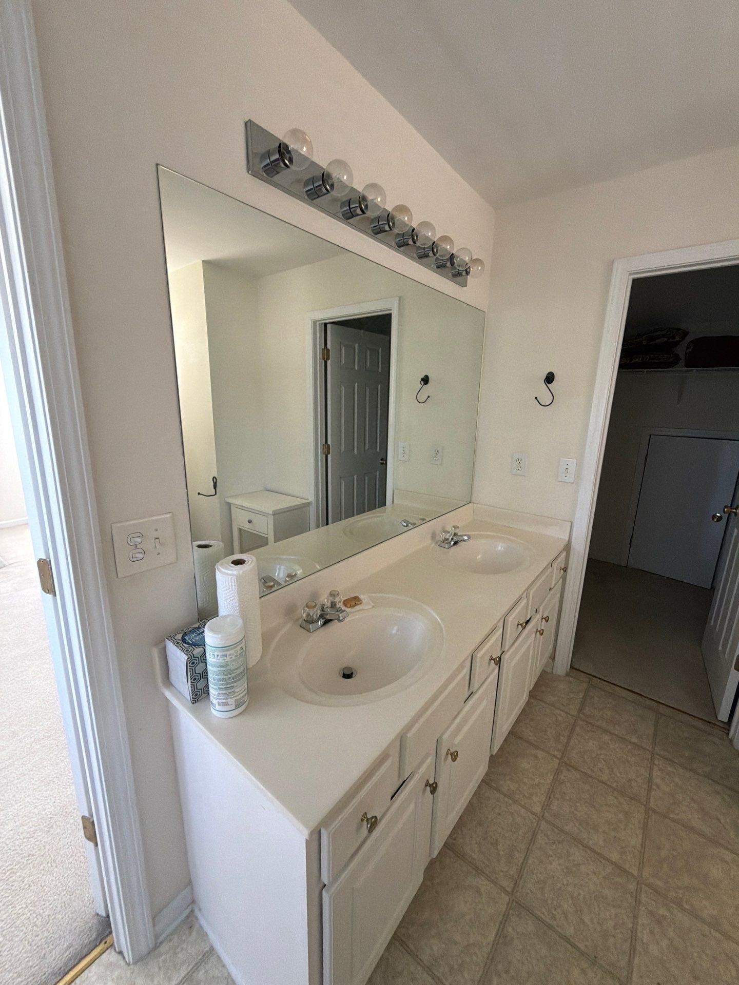 Primary Bath Before