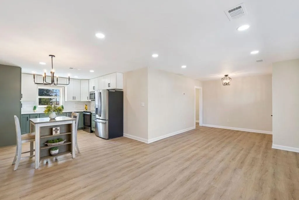1340 Vine St NE — RenoMaxed completed kitchen and dining area