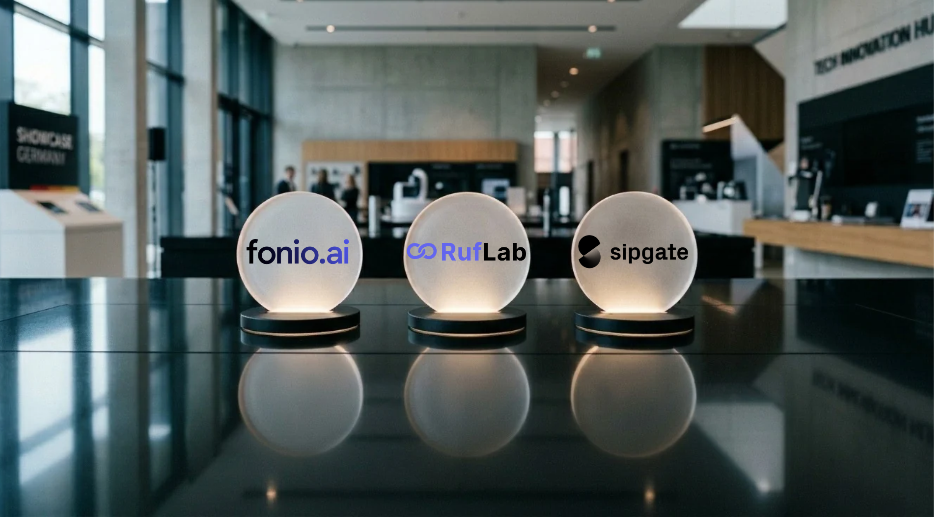 Vergleich der KI-Telefonassistenten sipgate sona, fonio und RufLab 2026