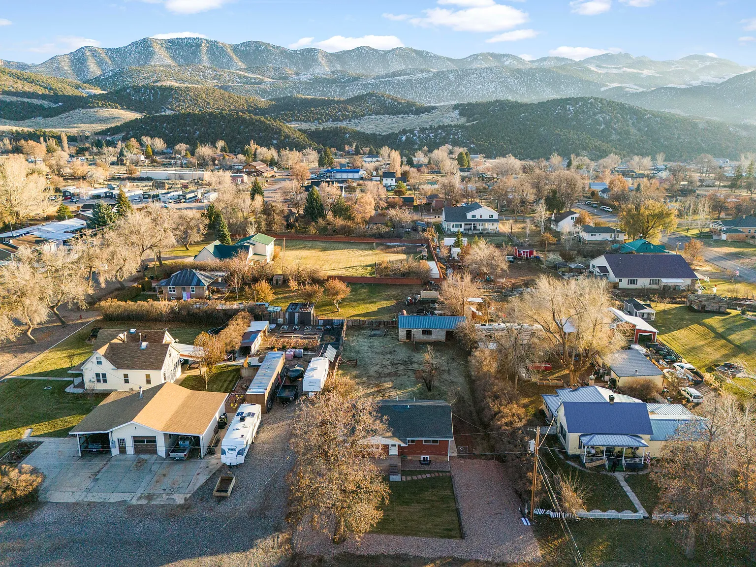 Overview of neighborhood in Parowan, UT