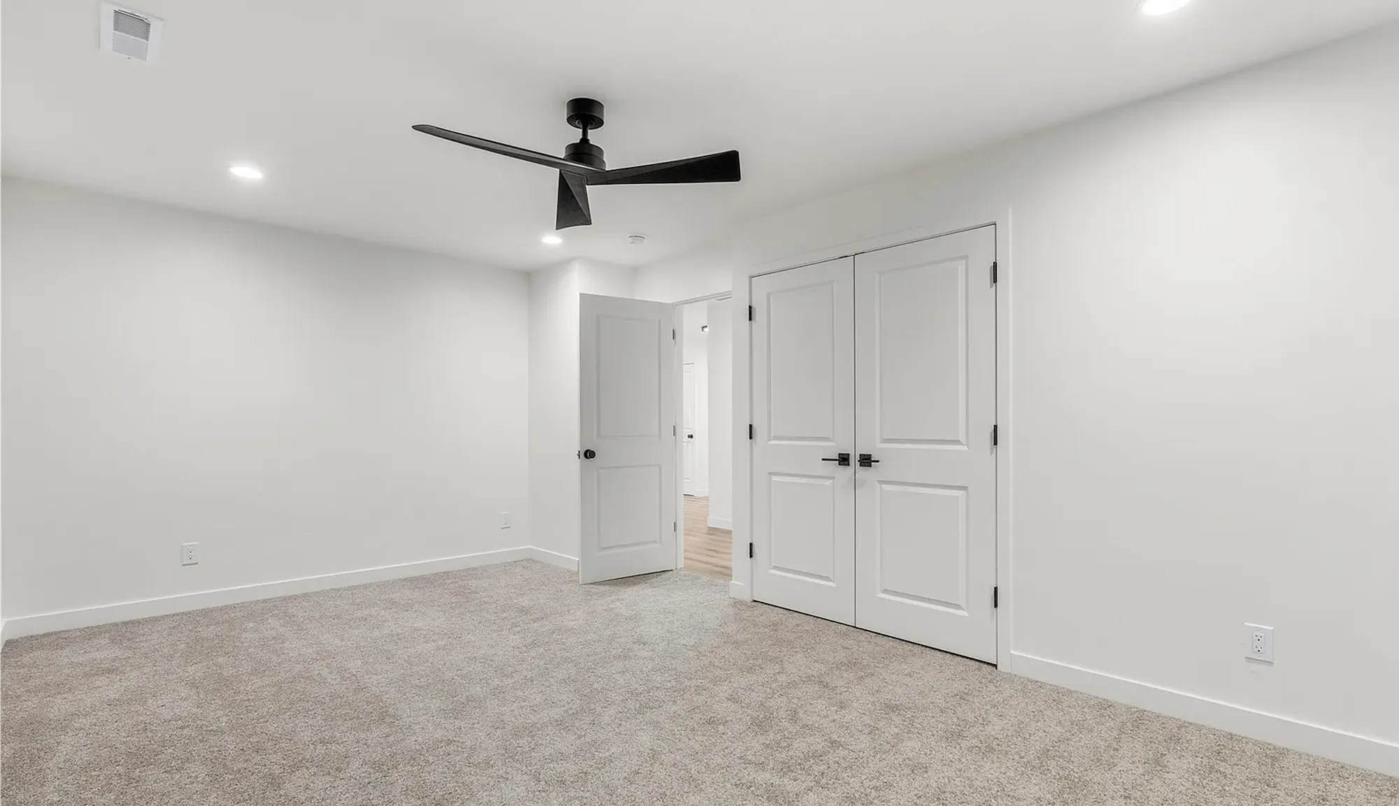 Finished basement in Parowan, UT