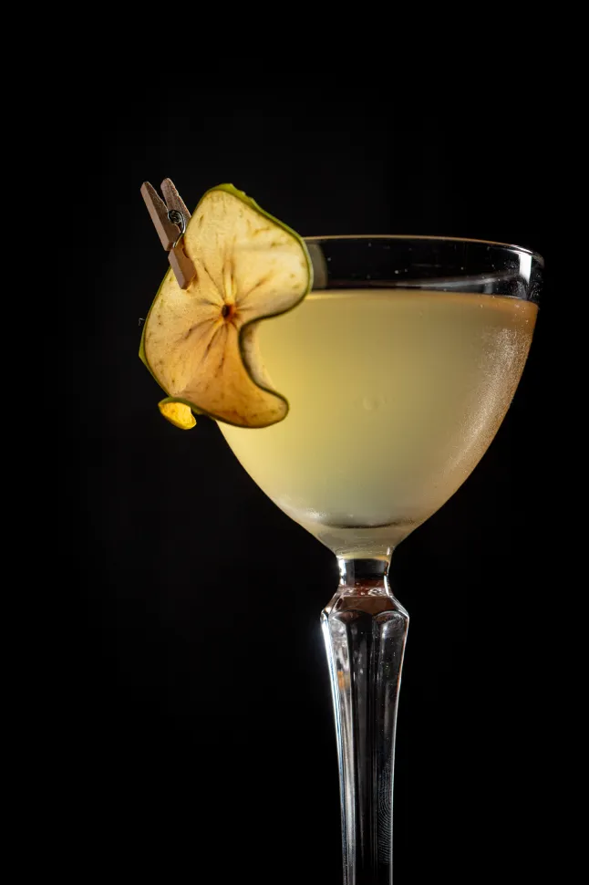 mber-london-cocktails-plum 1