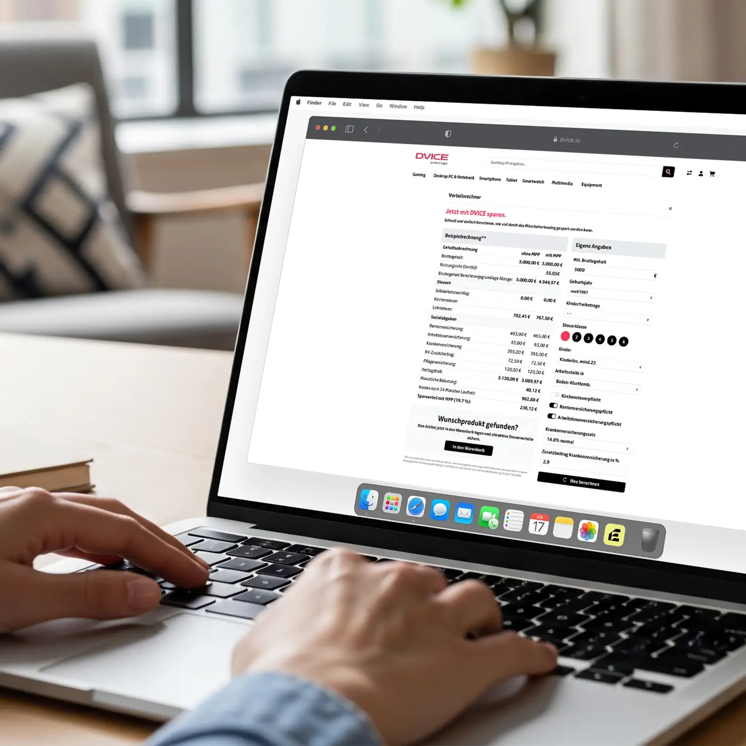 Individuelle Vorteilsberechnung am Laptop: Ein Nutzer berechnet seine Ersparnis durch Gehaltsumwandlung im DVICE Portal – der einfache Weg zum IT-Leasing als Benefit der JobRad Gruppe.