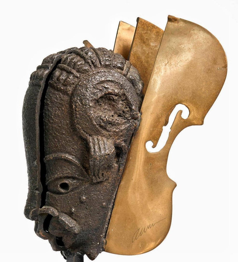 Tête Nok by Fernandez Arman 2002