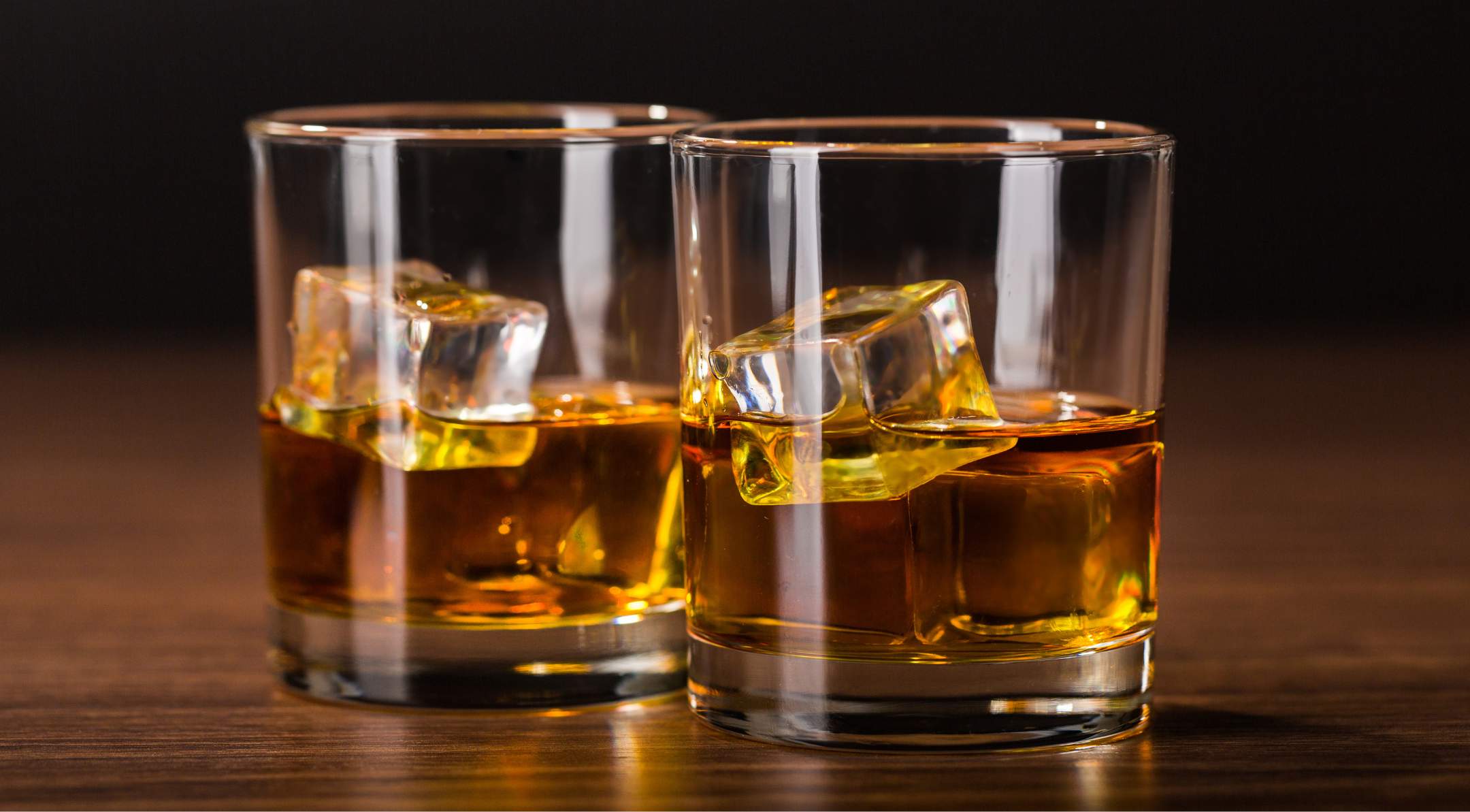 does alcohol cause ulcers 