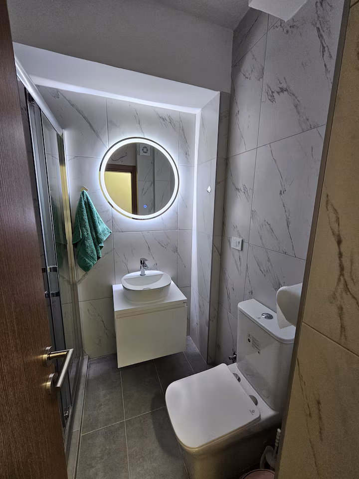 Modern bathroom with shower in ST Central Home apartment Skopje