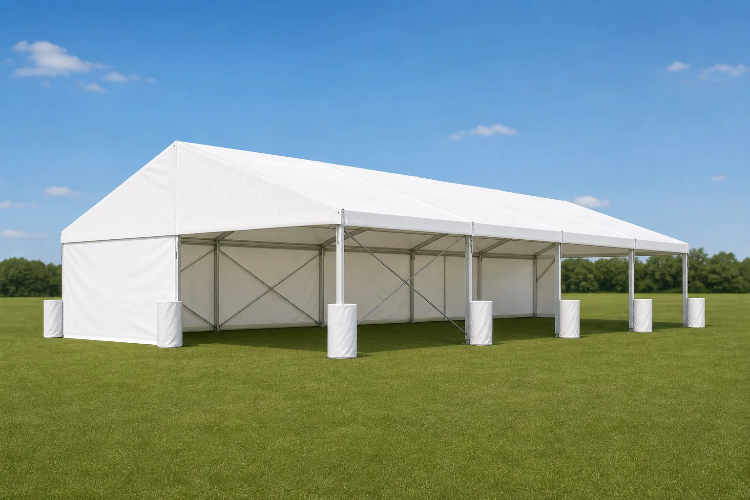 3D vizualizace párty stanu 10x30 m s bílým opláštěním na trávníku