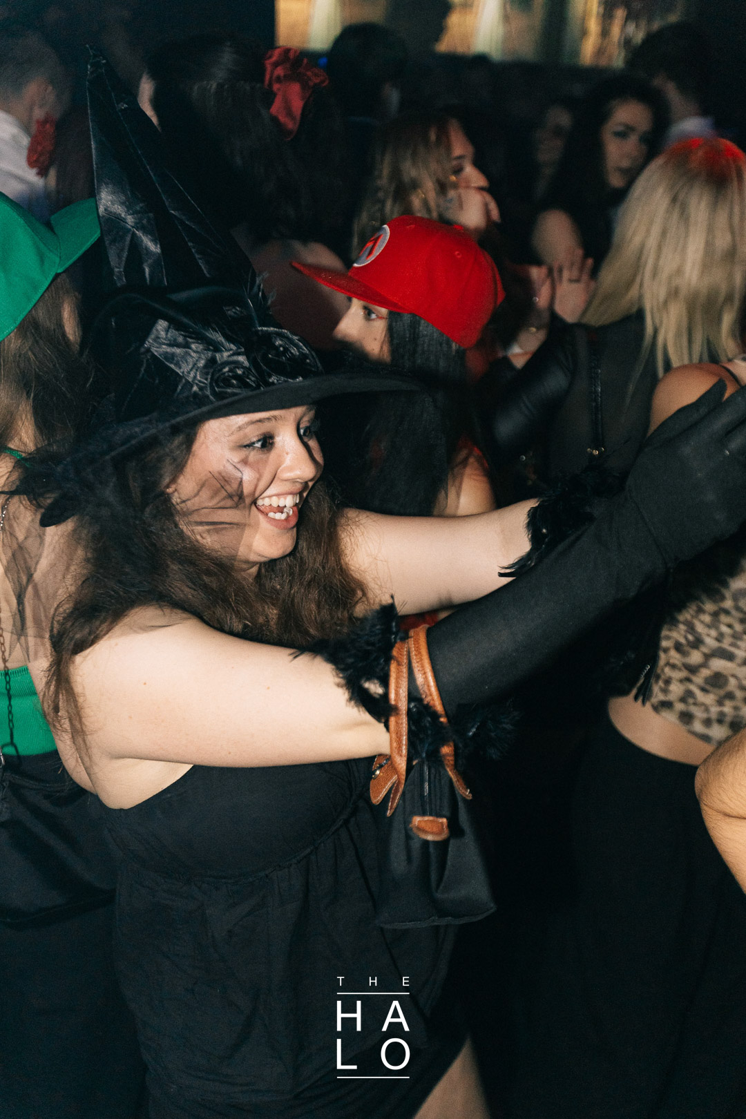 Mgk 7216 Haloween 2024