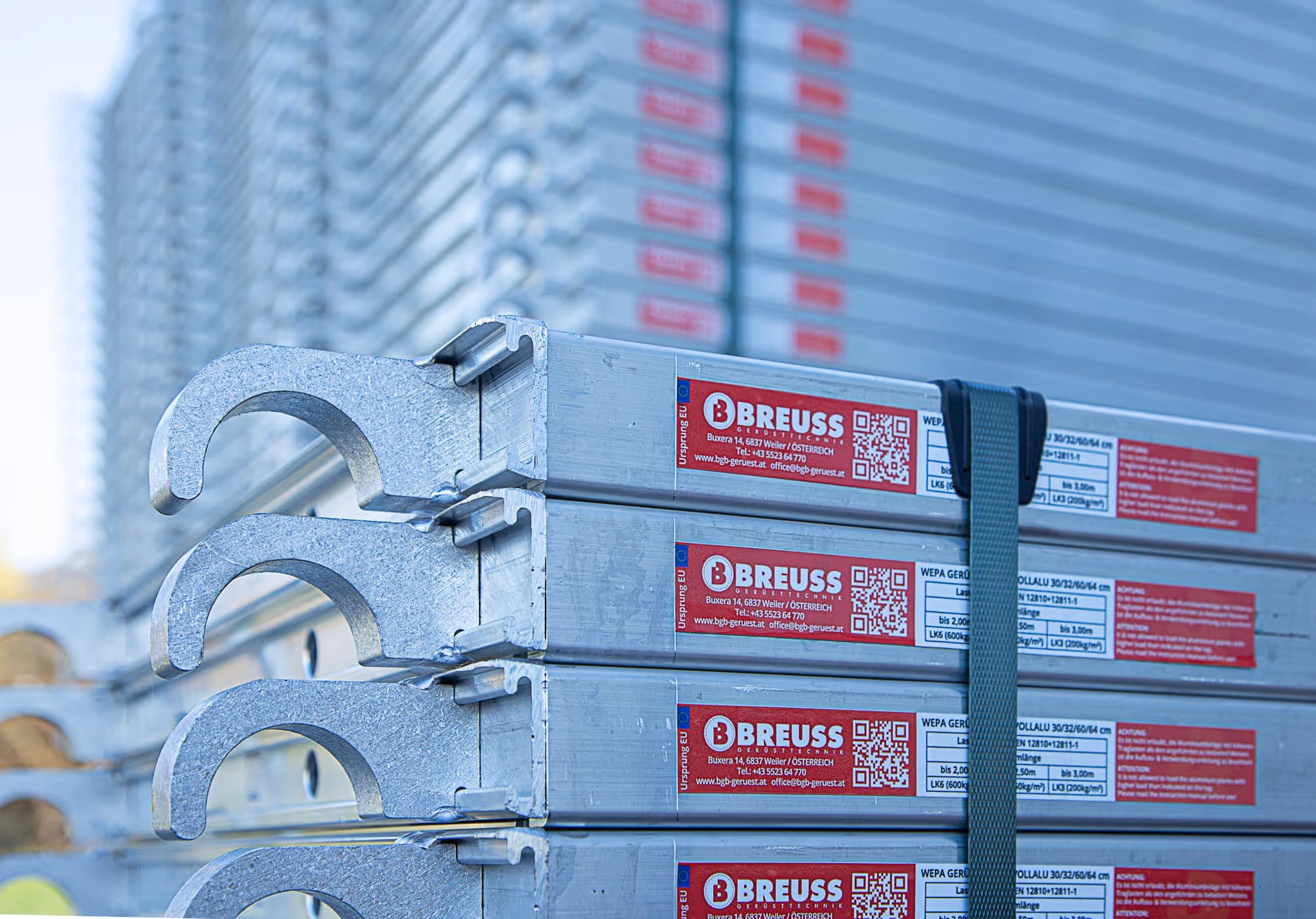 A serene mountain landscape with misty hills, symbolizing the clarity and flexibility of Nimbus Library designs.