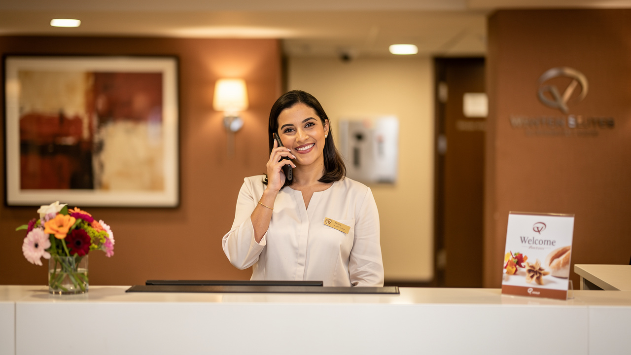 4 Best Practices for Effective Auto Attendant Greetings in Hotels