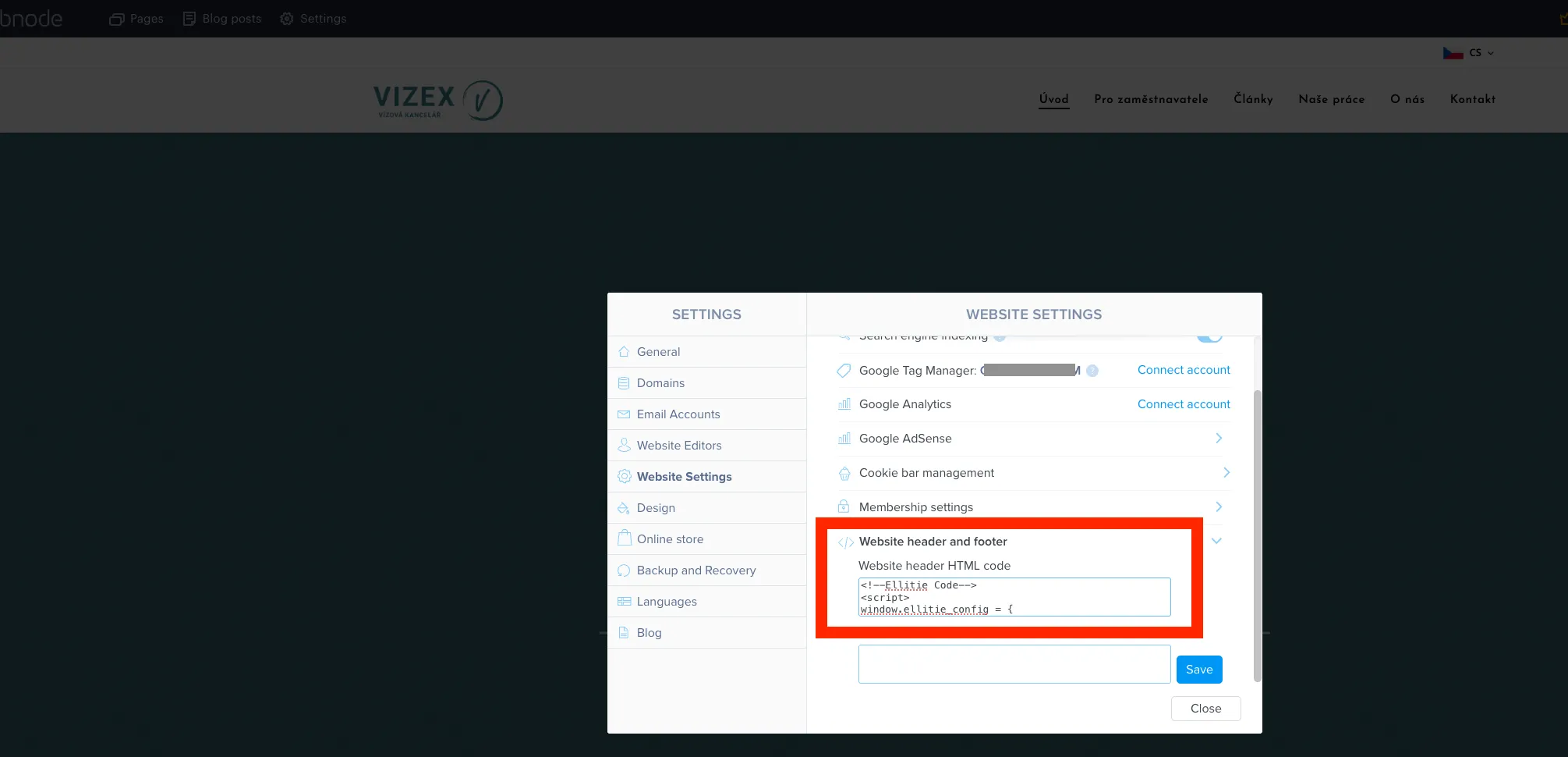 Nastavení webu Webnode zobrazující sekci 'Website header and footer' s HTML kódem pro hlavičku webu.