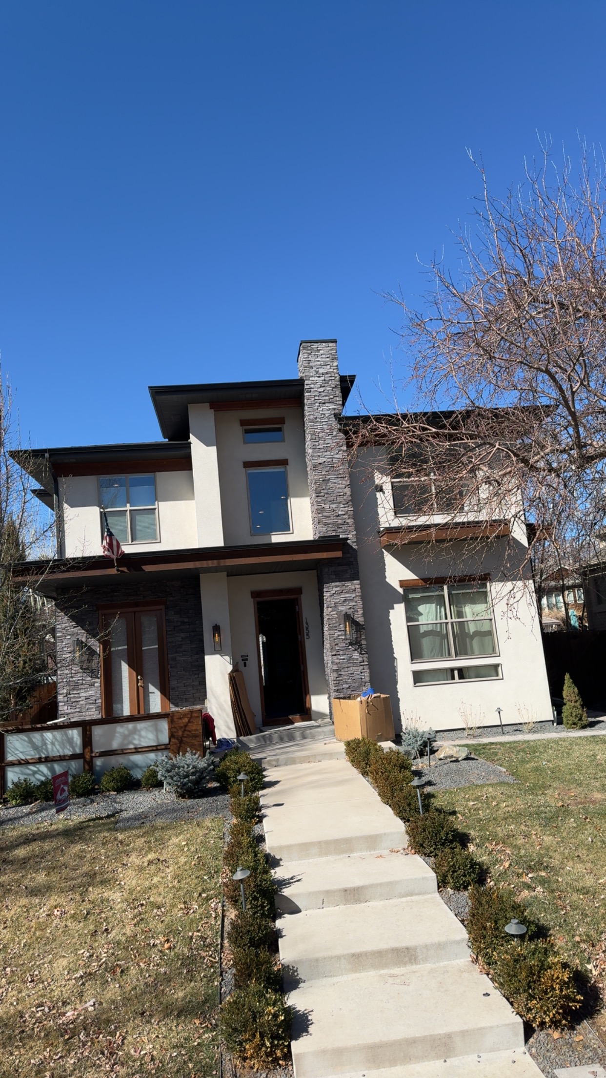 image of loading cargo