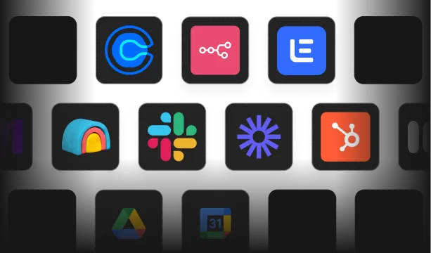Neun bunte Technologie- und Anwendungs-Icons auf dunklem Hintergrund, darunter Slack, Google Drive und HubSpot.