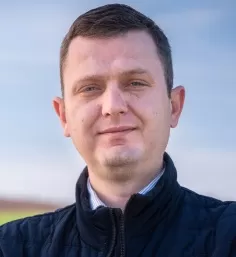 NIK team member portrait