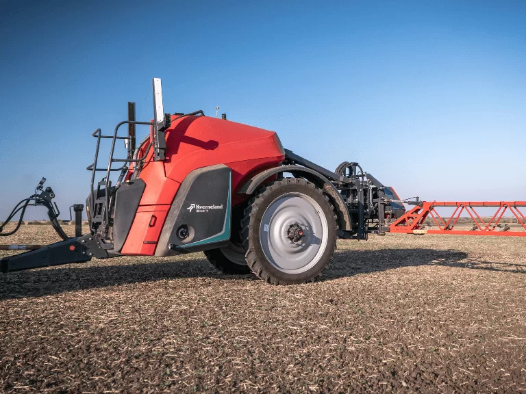 Прикачна пръскачка Kverneland iXtrack T3 Essential