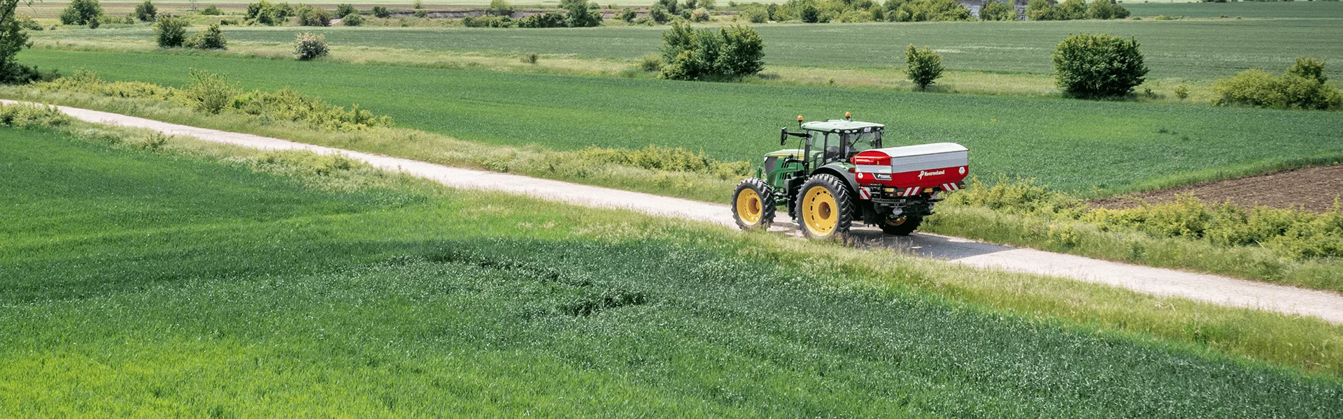 Kverneland Exacta TL GEOSPREAD iDC fertiliser spreader