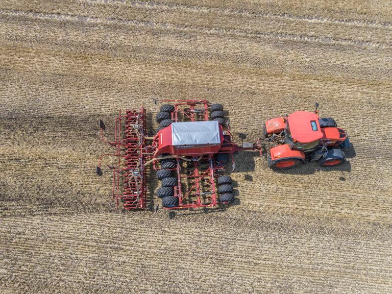 Kverneland u-drill seeder