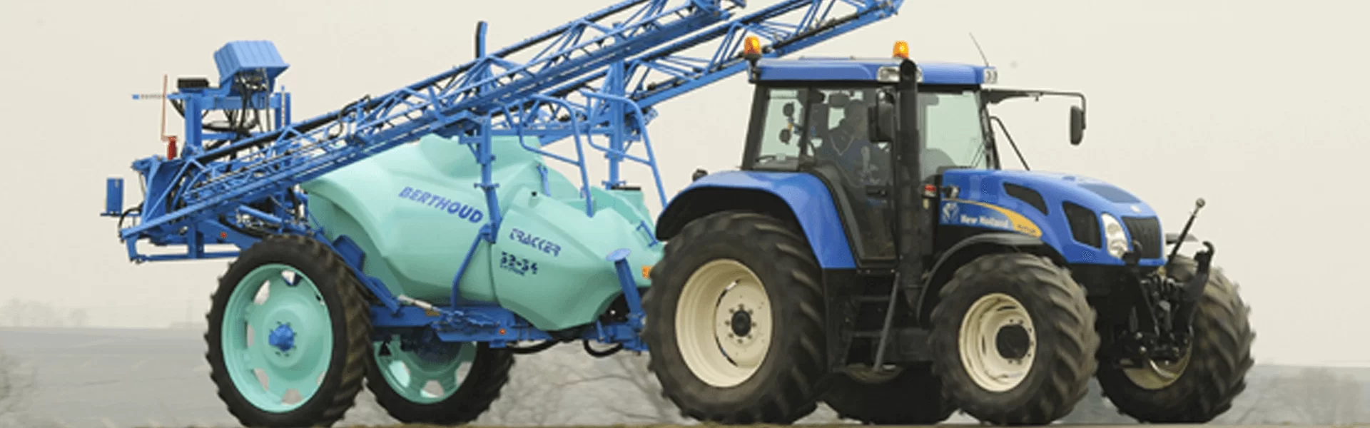 Berthoud Tracker trailed sprayer