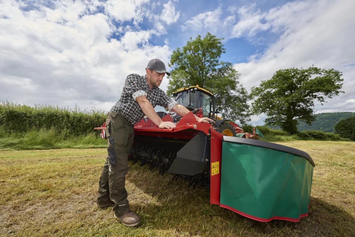 Kverneland disc mower section