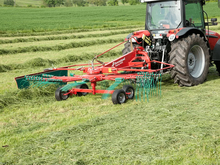 Kverneland 9032-9035 compact rakes