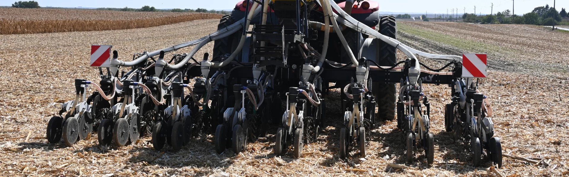 Автономен земеделски робот AGXEED AgBot T2 Series 7