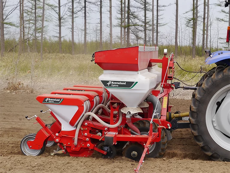 Автономен земеделски робот AGXEED AgBot T2 Series 7