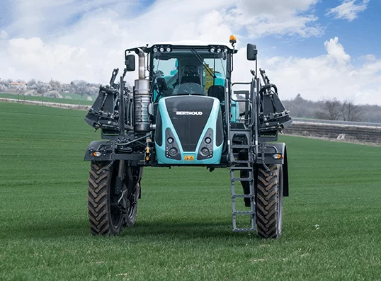 Self-propelled sprayer Berthoud BRUIN