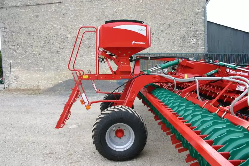 Kverneland Qualidisc Farmer disc harrow