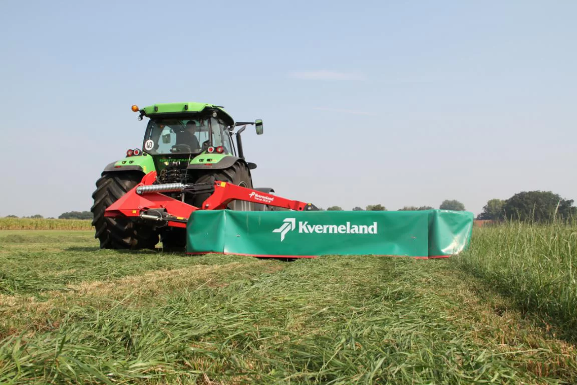 Дискова косачка Kverneland за задно навесване
