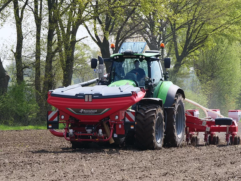 Преден бункер Kverneland f-drill