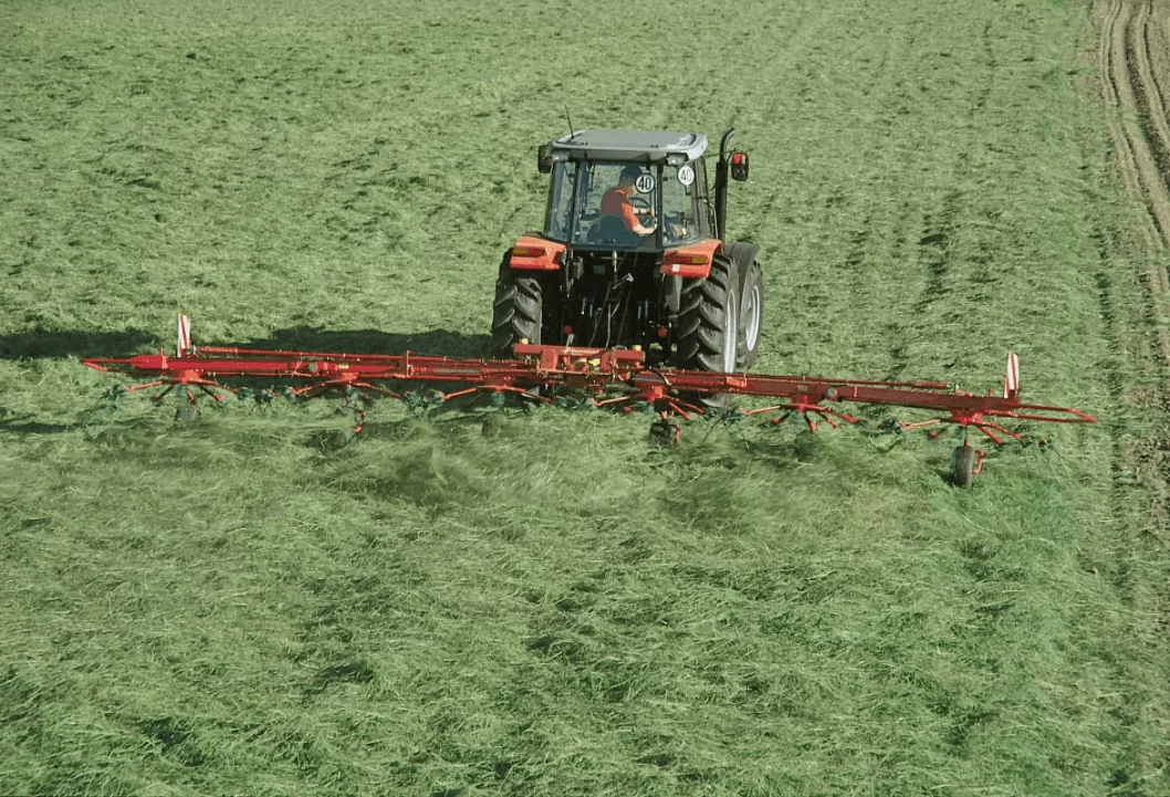 Trailed Hay Tedders Kverneland