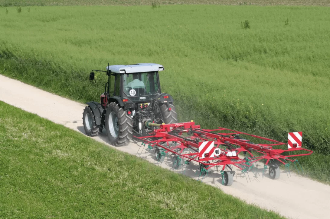 Kverneland Trailed Hay Tedders