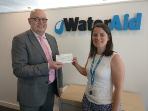 PH presenting cheque to Pip Dragonetti resized