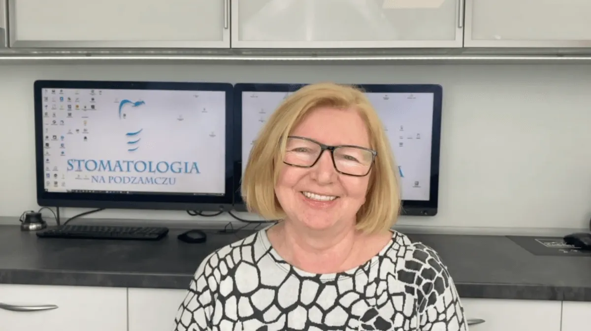 usmiech-pacjenta-po-odbudowie-all-on-4