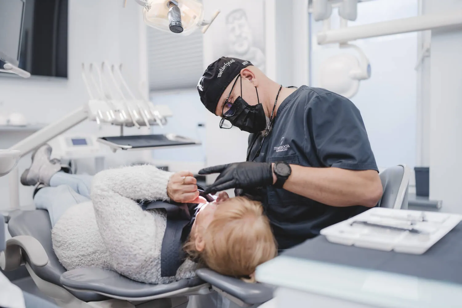 implanty-zebow-cala-szczeka