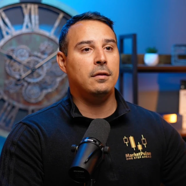 Ariel Hernandez, swing trader