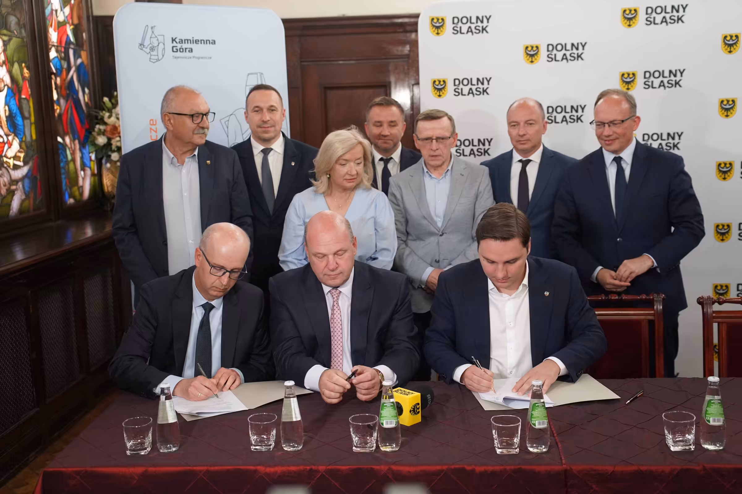 Podpisanie umowy na rewitalizację linii kolejowej Kamienna Góra–Ogorzelec.