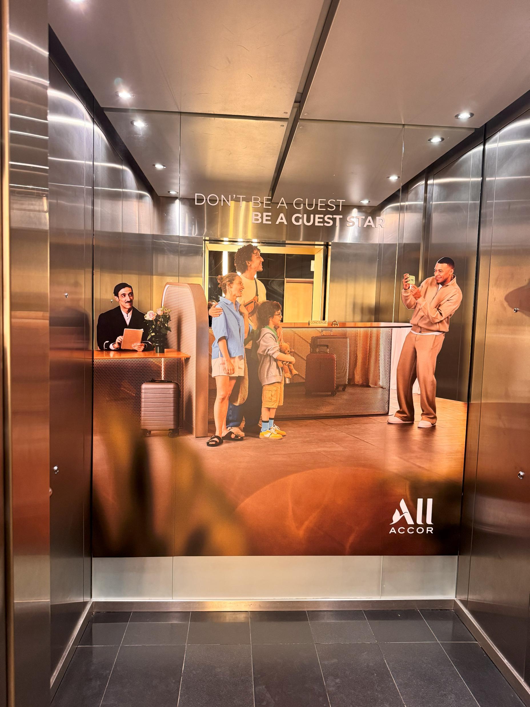 Porsche model GT3 letters on seat vabric