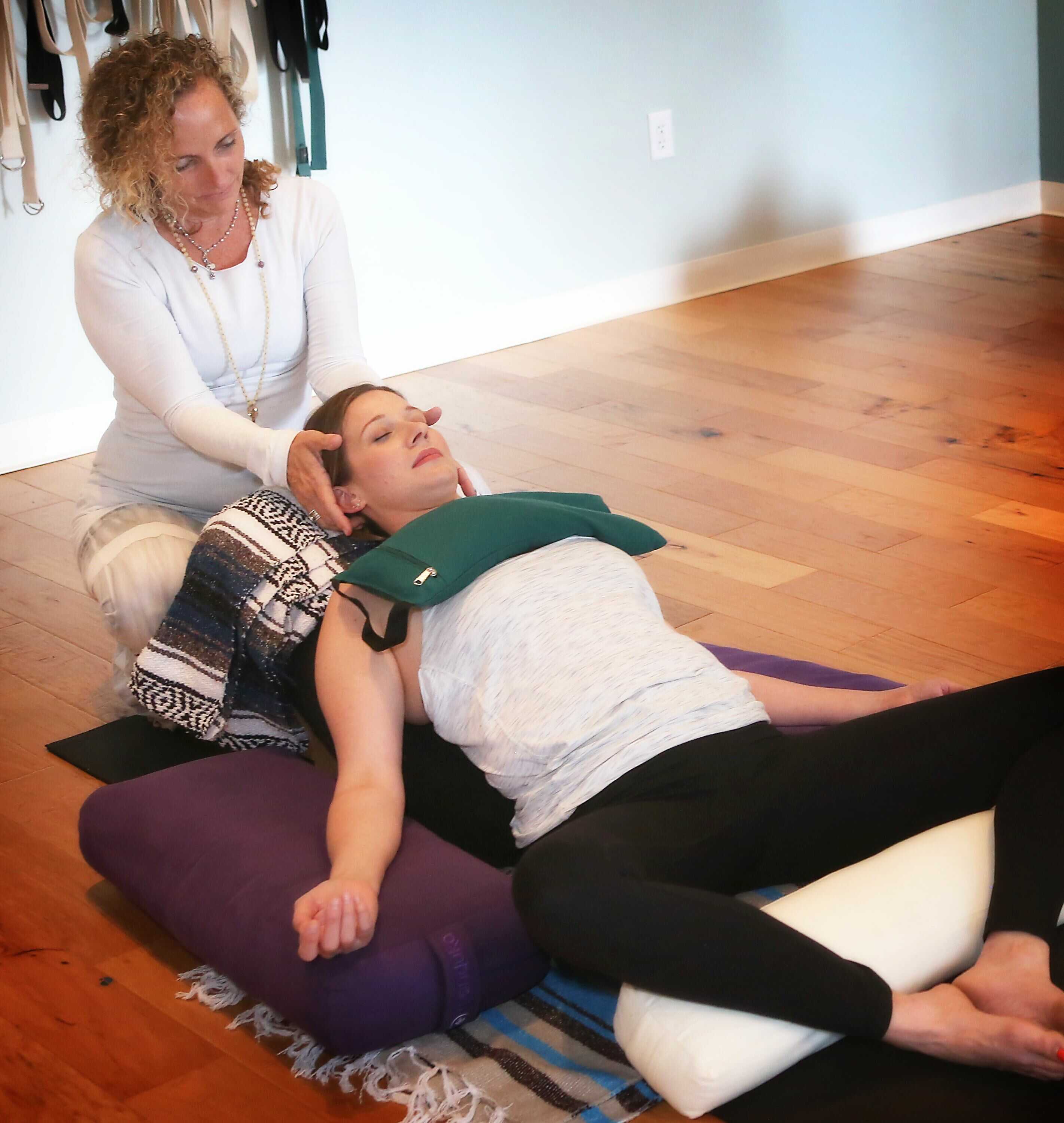 Wendy working with a client