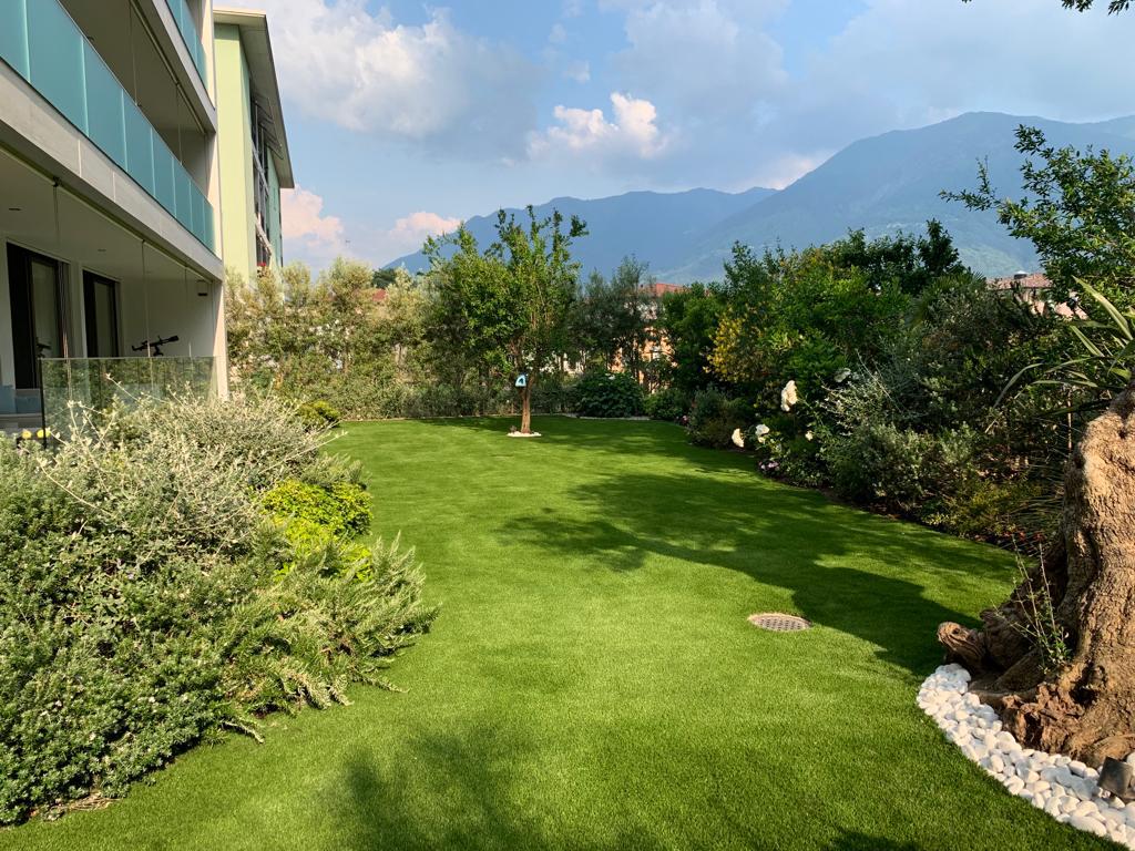 Installazione impianto di irrigazione giardino: perché affidarsi a un professionista