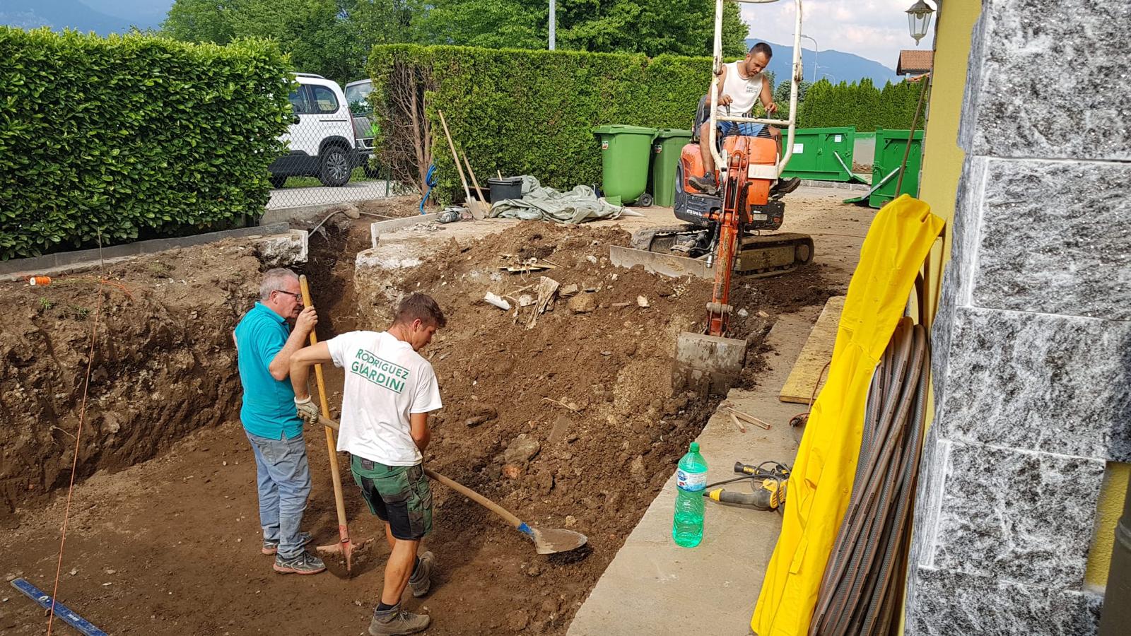 Scavi giardino e movimento terra in Ticino