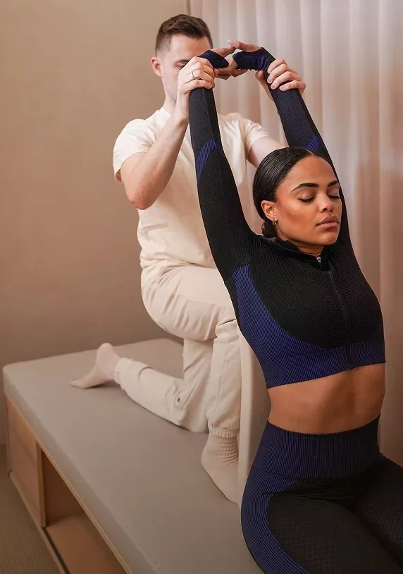 Assisted Stretch mit einem Soulhouse Expert