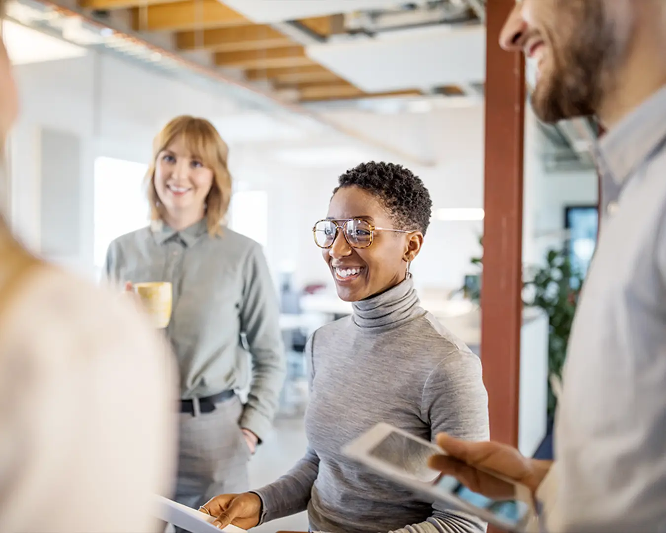 trois experts souriant austral groupe énergie