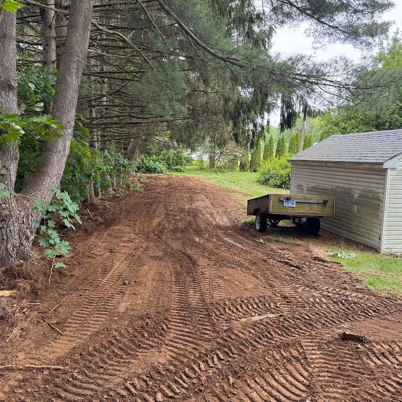 Junk and debris removal services for commercial properties