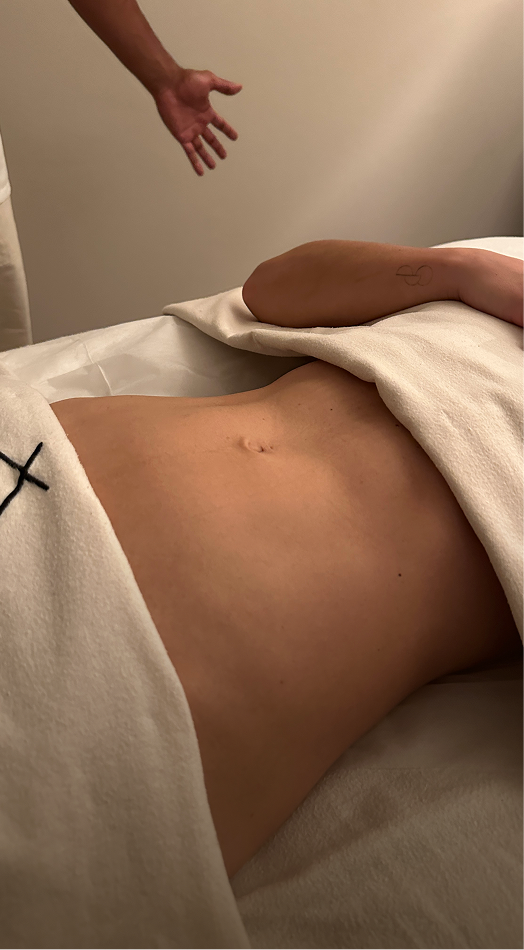 Lymphatic Duo – Bauch vor der Behandlung, Seitenansicht