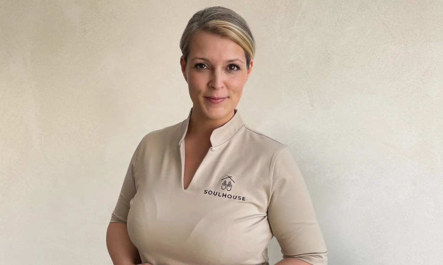 Porträt von Franziska, Expertin für Massage & Facework bei Soulhouse
