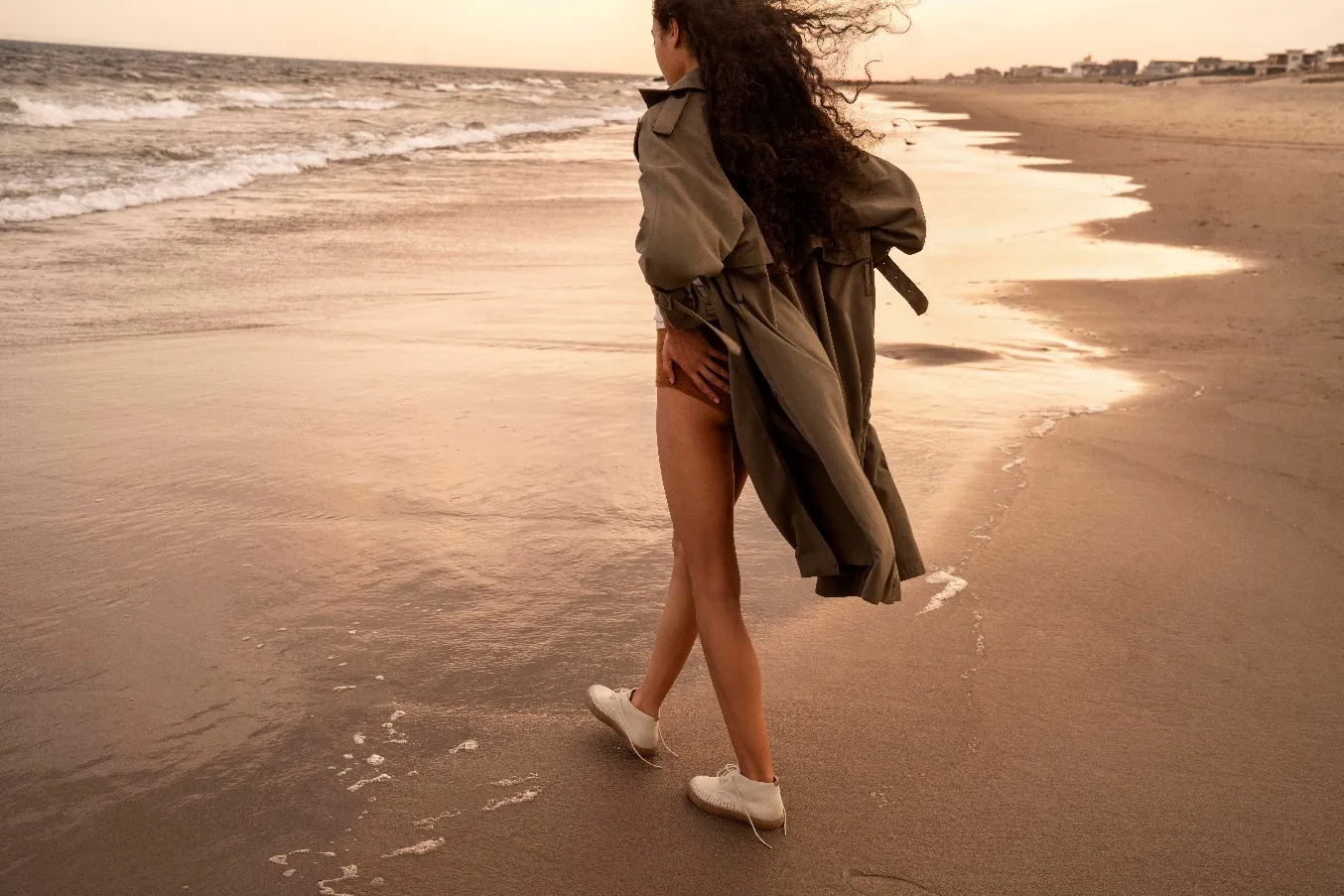 Kenneth Cole Studio 02