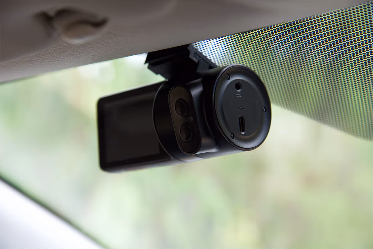 Consumer Dashcam versus Commercial Dashcam